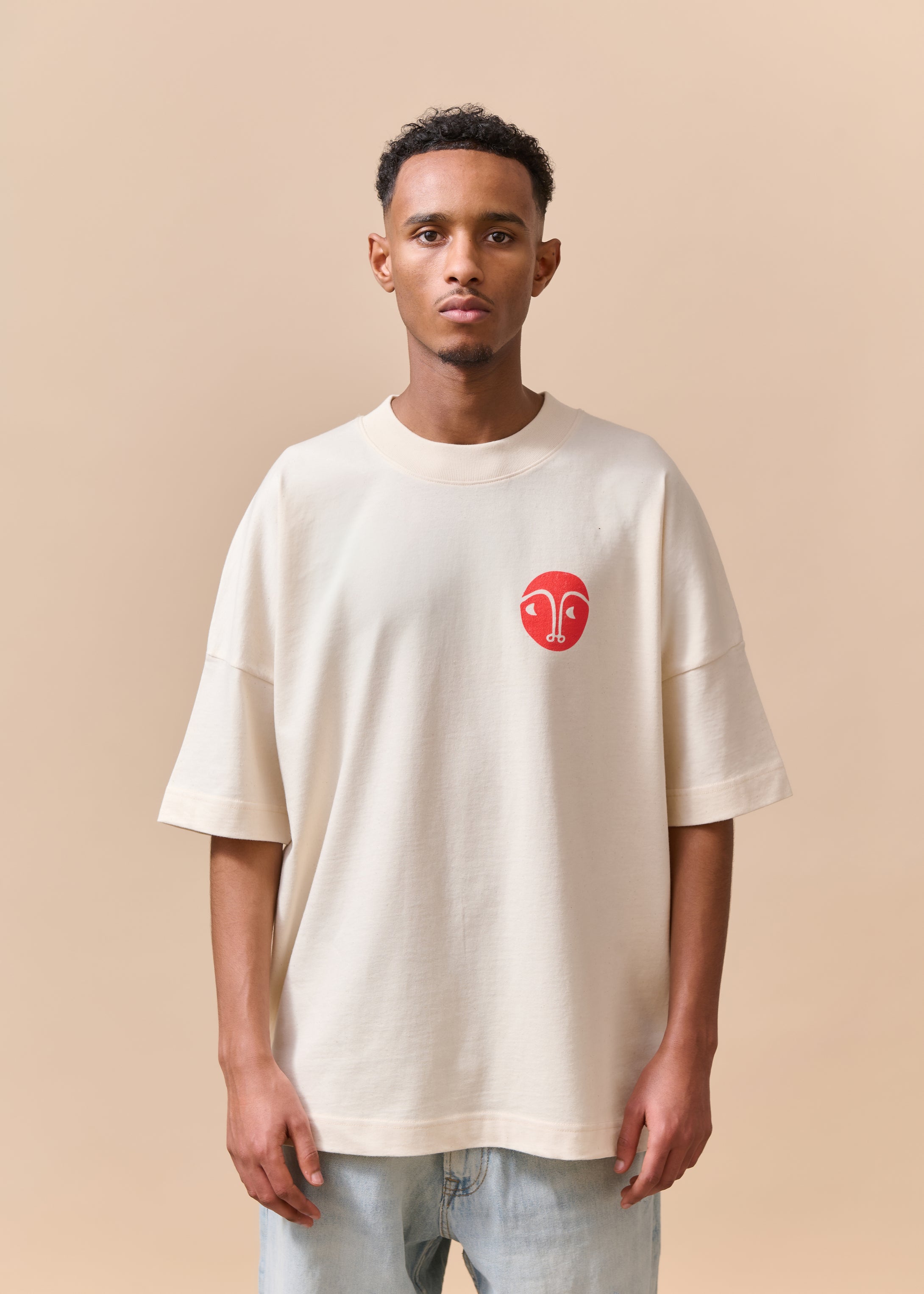 Almond Eye Oversized T-shirt